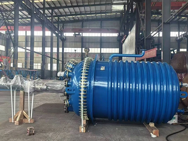 Reaktor Berlapis Kaca, Tipe Tebuka
